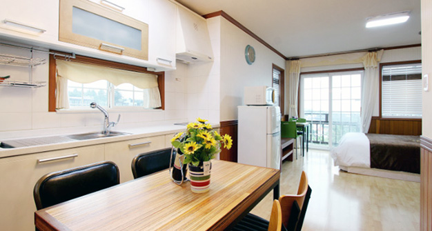 허니문나폴리 14평 본관