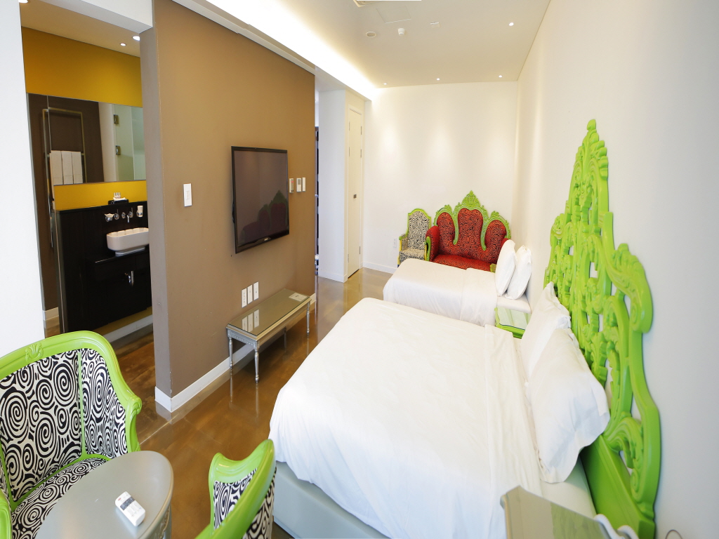 디럭스패밀리 트윈