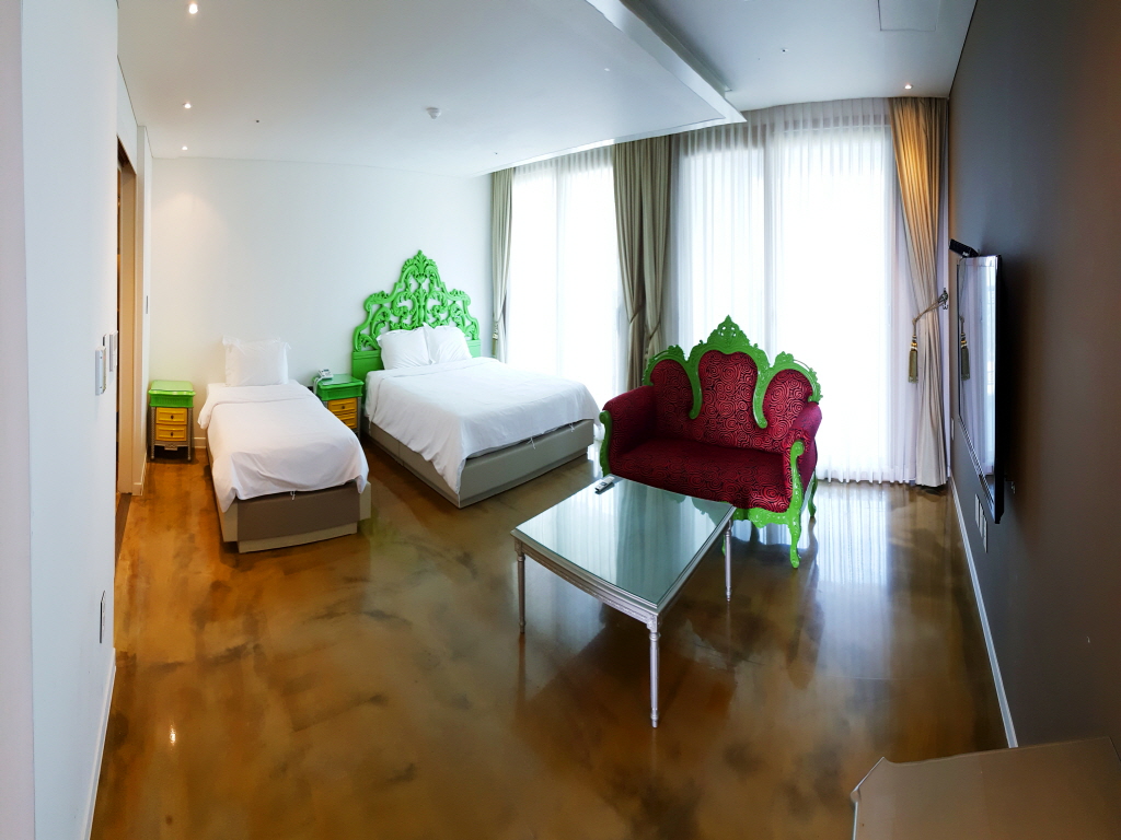 디럭스패밀리 트윈