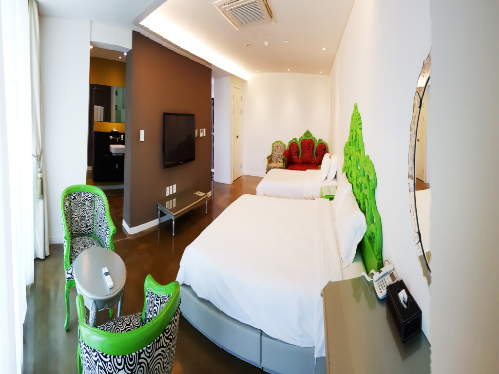 디럭스패밀리 트윈