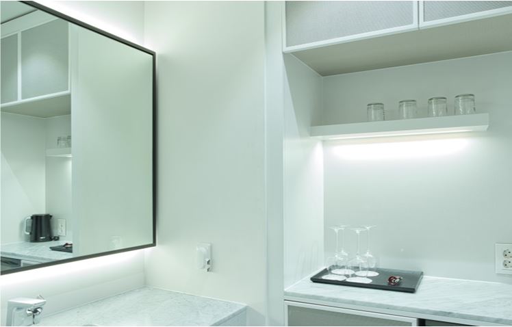 로얄 탑스텐 스위트