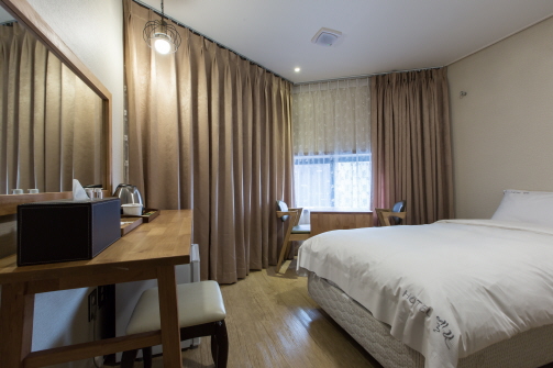 슈페리어 트윈룸(싱글2)