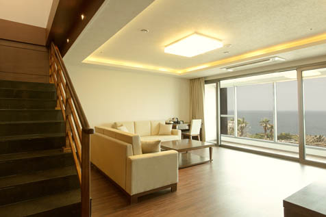 [바다전망] 루프탑 풀 스위트(52평)