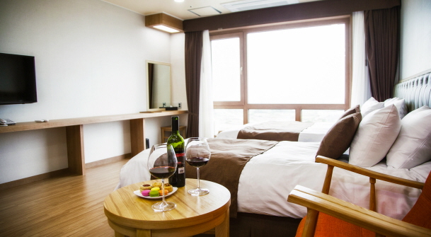 리조트본동 - 디럭스 트윈-조식불포함