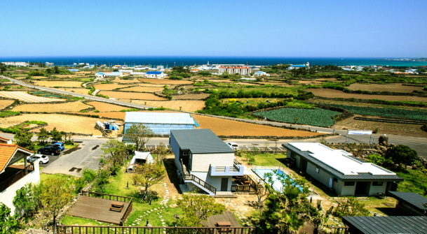 리조트본동 - 디럭스 트윈-조식불포함