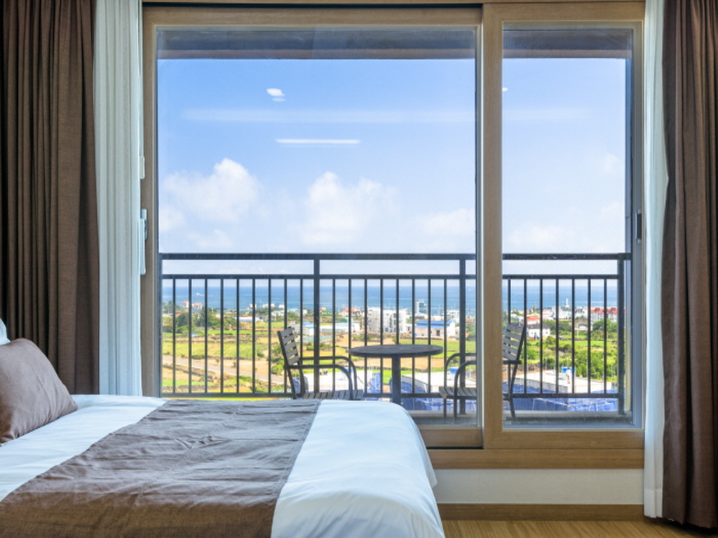 리조트본동 - 디럭스 온돌/더블트윈-조식불포함