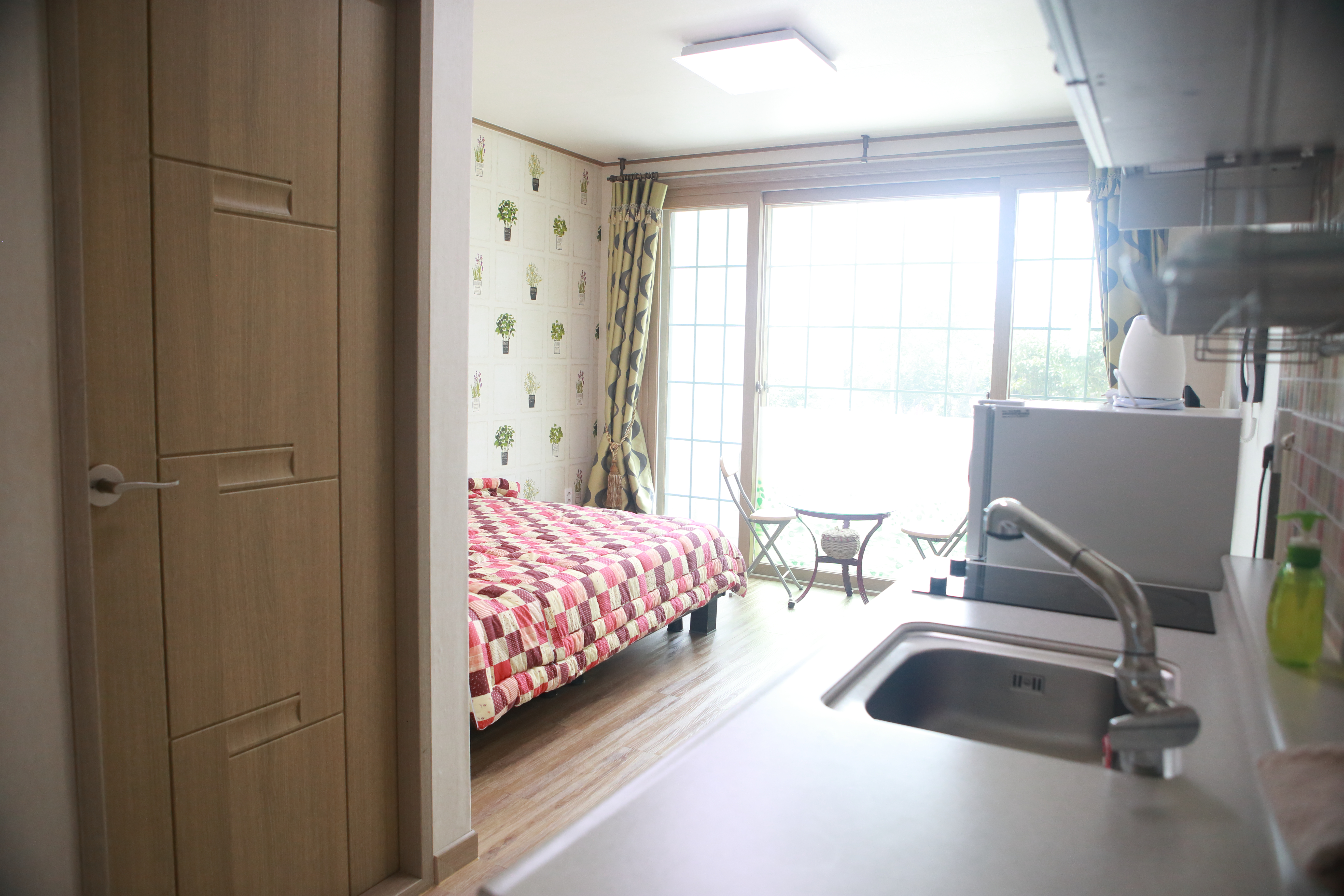 신관 10평형(1층)