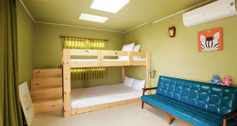 애니몰 스토리 하우스 2층(미끄럼틀)