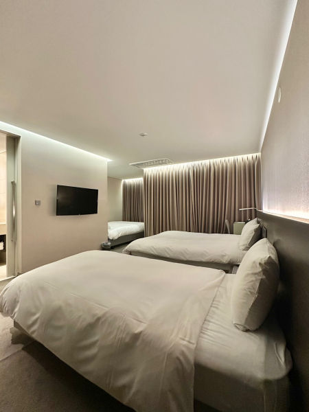 이그젝티브 패밀리 룸