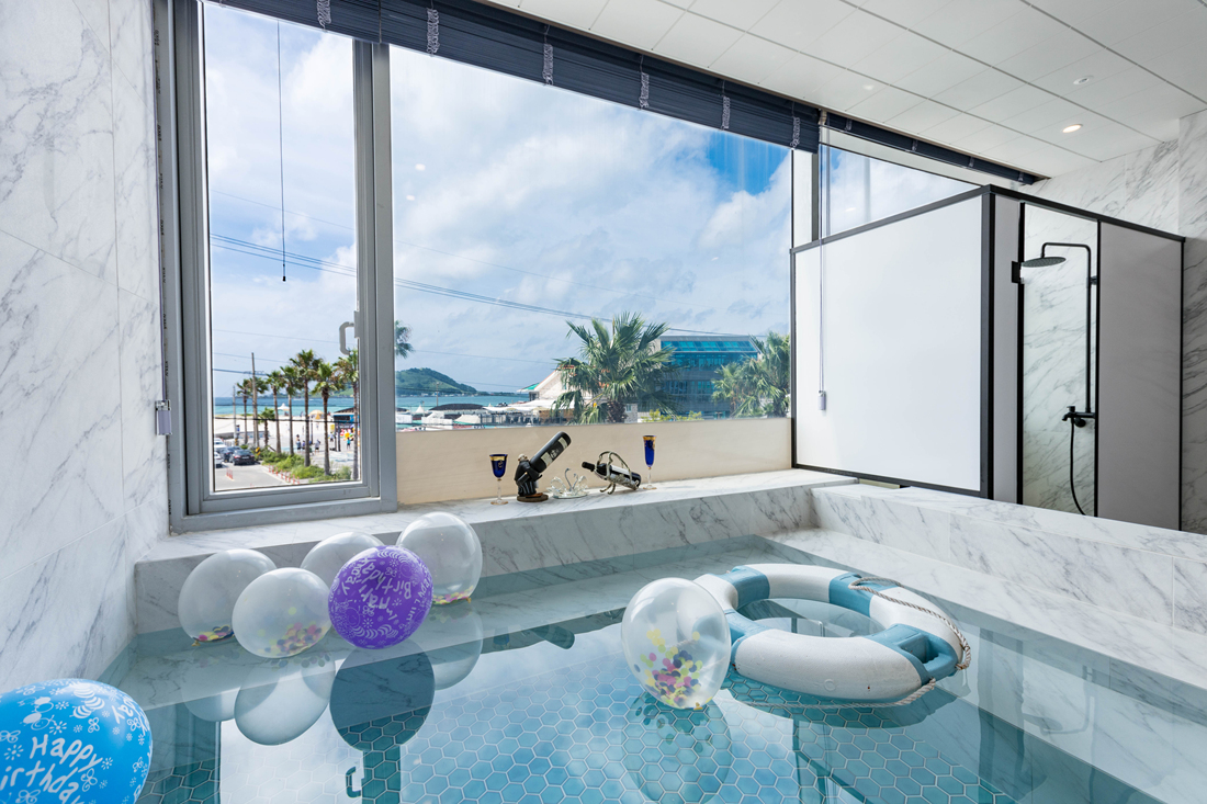 [바다전망] 시그니처 풀 스위트