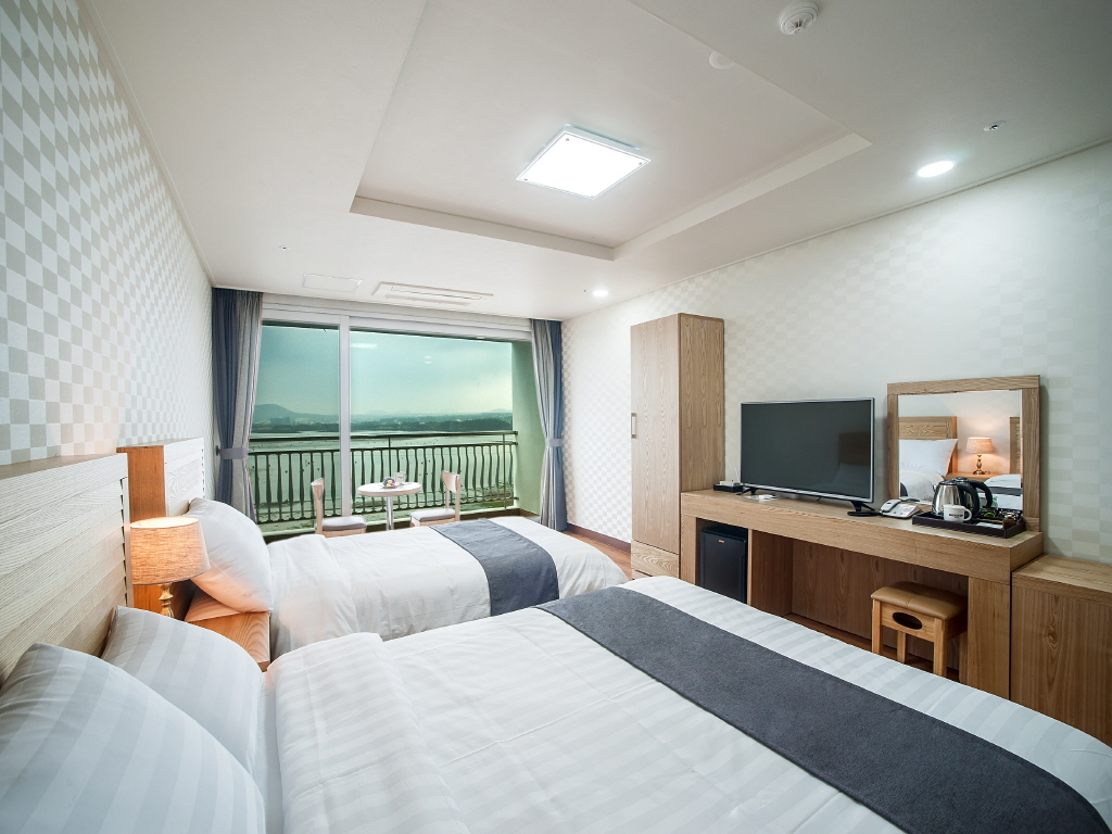 디럭스룸(싱글,더블)